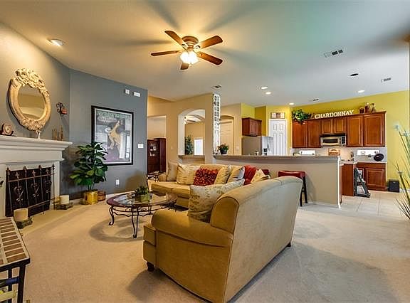 3rd image of 12004 Eden Ln