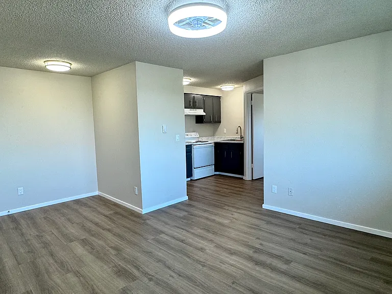 3829 Colby Ave #10 — Photo 2
