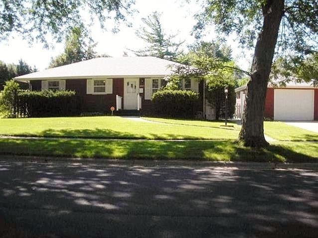 1st image of 3907 Seward Ave