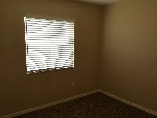 545 Lindsay Anne Ct — Photo 6