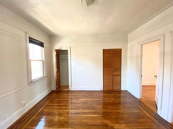 3rd image of 21-15 33rd Ave #2