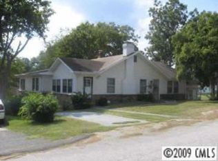 410 N French St, Lancaster, SC 29720