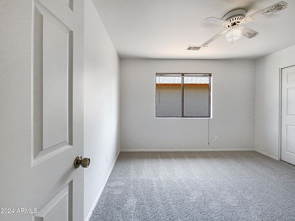 5th image of 1843 N CENTER Avenue