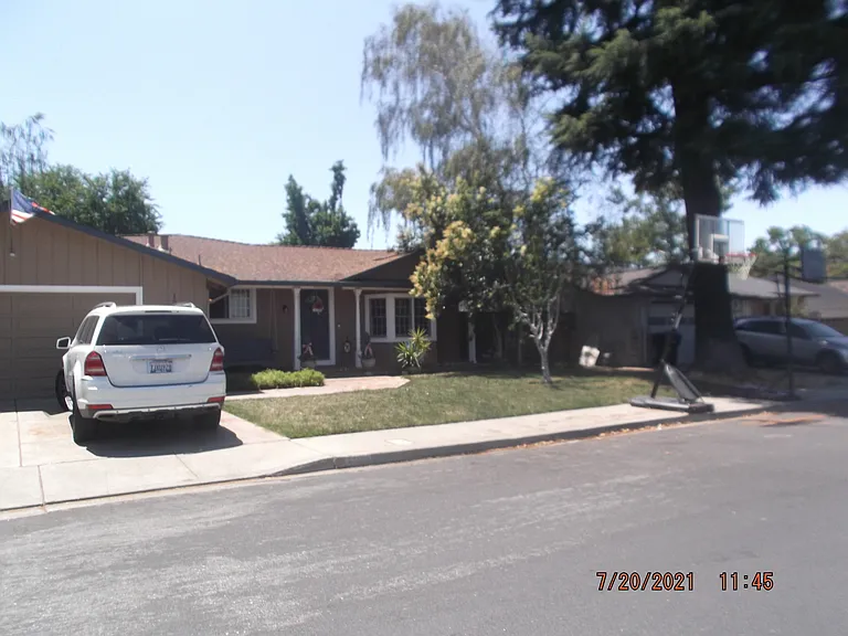 1592 Ramblewood Way — Photo 10