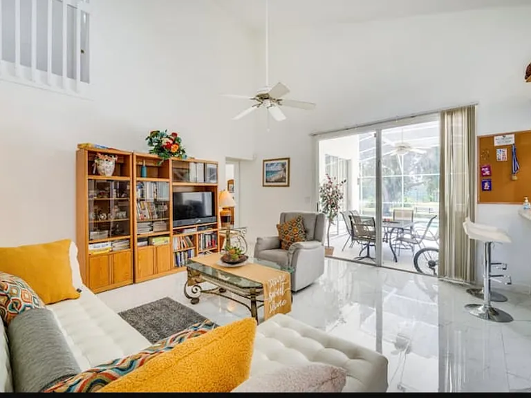 4912 Monarch Ln — Photo 5