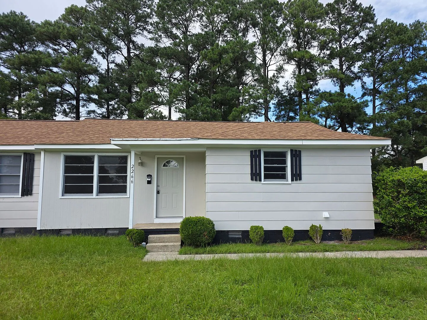 Updated 3-Bedroom Duplex | Move-In Ready | Downtown Jacksonville — Photo 1
