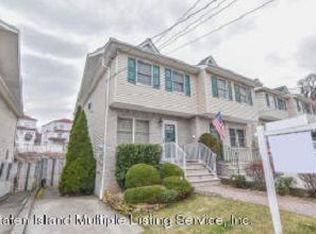 83 Gower St, Staten Island, NY 10314