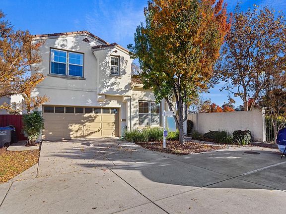 2nd image of 4251 Escudo Ct