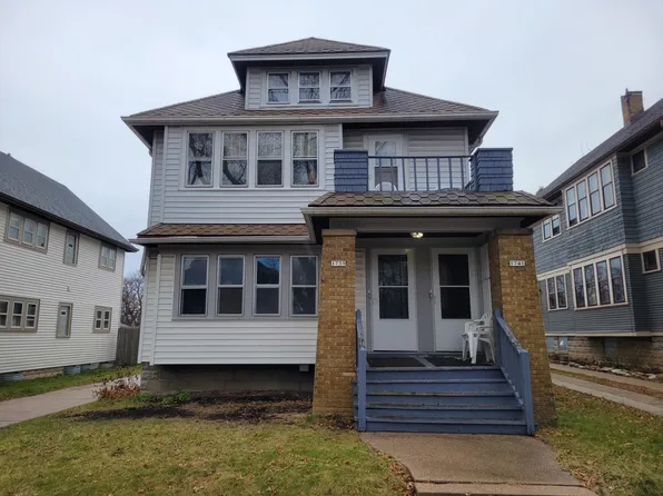 1739 N 57th St, Milwaukee, WI 53208