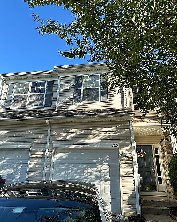1st image of 160 Chancellor Dr