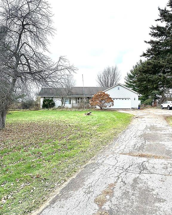 3322 S Latson Rd, Howell, MI 48843 Zillow