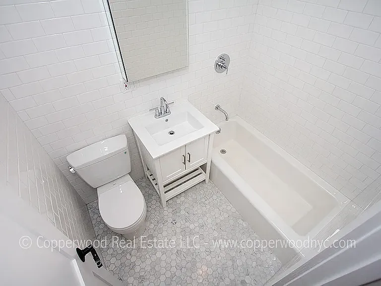 121 E 82nd St #16 — Photo 8