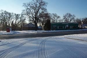 2nd image of 1717 Ogden Ave