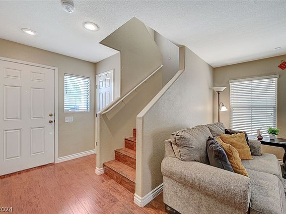 4th image of 10942 Arapaho Basin St