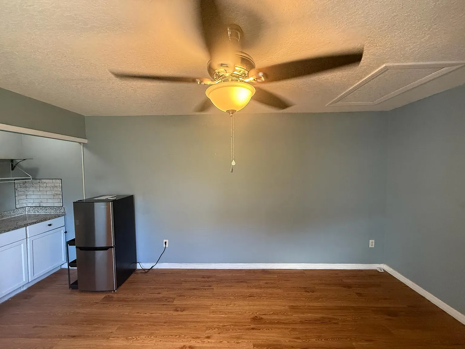 Studio, 200 sqft, $750 — Photo 2