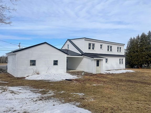 5th image of 238 Main Street