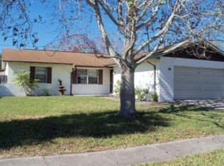 560 Walnut Dr, Melbourne, FL 32935