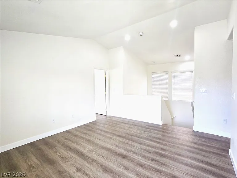 7593 Garden Galley St — Photo 17
