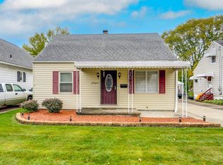 911 Damon St, Akron, OH 44310