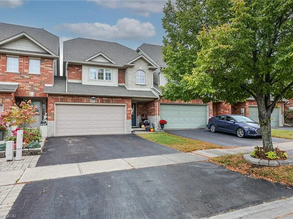 37 Beech St, Grimsby, ON L3M 5L9