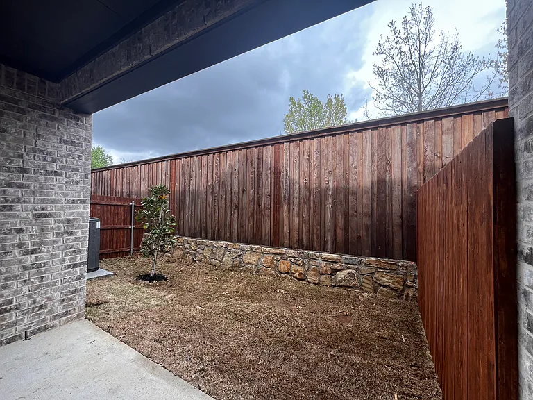 633 Sandiford Ct — Photo 25