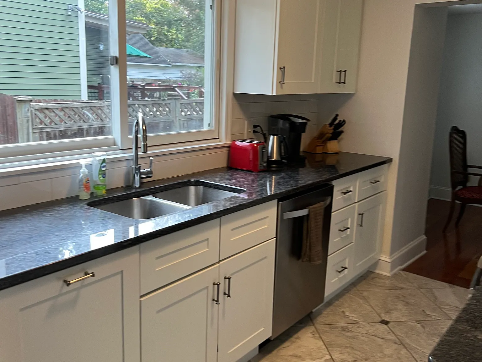 2 bed, 1.5 bath, 850 sqft, $2,150 — Photo 3
