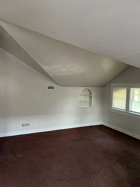 2 bed, 1000 sqft, $925 — Photo 3