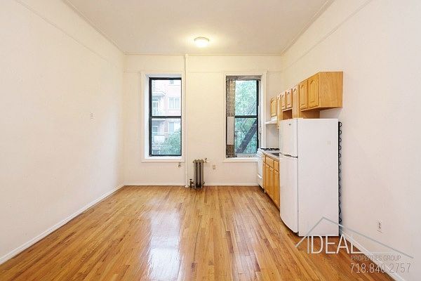 1st image of 352 Bedford Ave APT 6