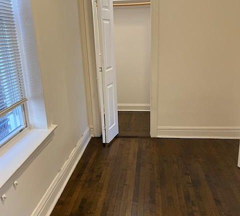 5th image of 4546 S Wood St APT 1R