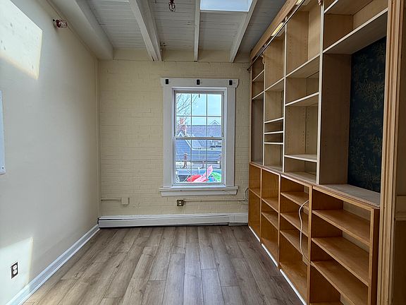 2nd image of 30 Chandler Sq APT 18