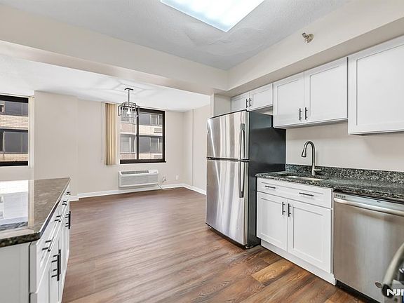 2nd image of 316 Prospect Ave APT 12C