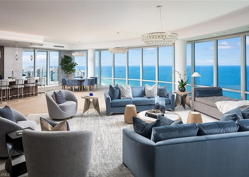 Visual Reference: 4101 Gulf Shore Blvd N Penthouse 3 Naples Fl 34103