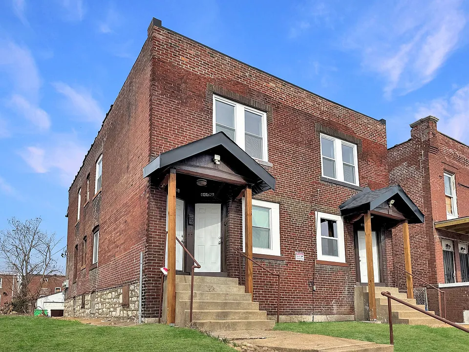 4445 Elmbank Ave #1
