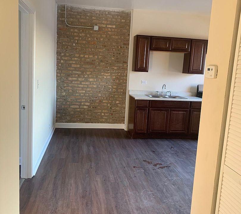 1st image of 3009 W 19th St #3S