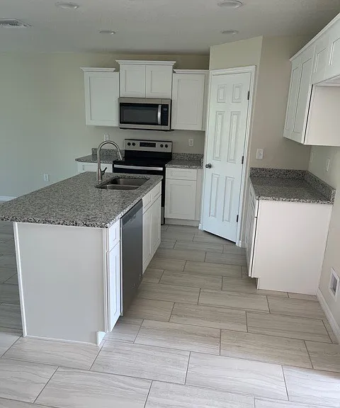 833 Ognon Ct — Photo 4