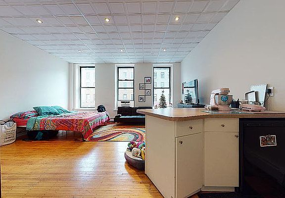 3rd image of 794 Lexington Ave #3F