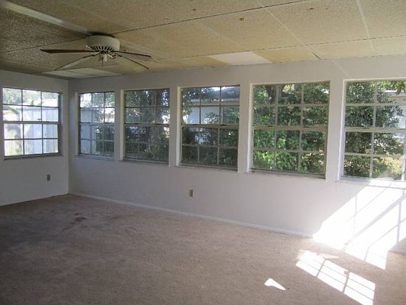 Sunny Florida room