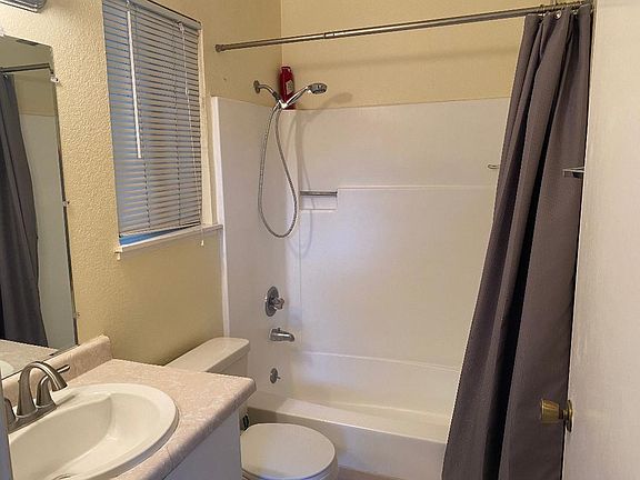 4th image of 480 E Okeefe St APT 302