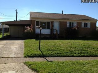 2434 40th St NE, Canton, OH