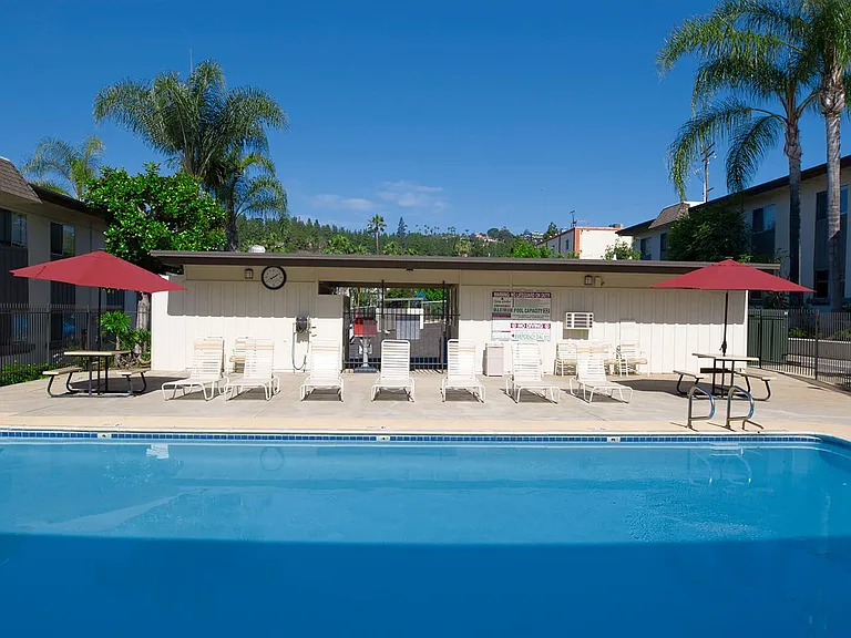La Mesa Spring Gardens — Photo 44