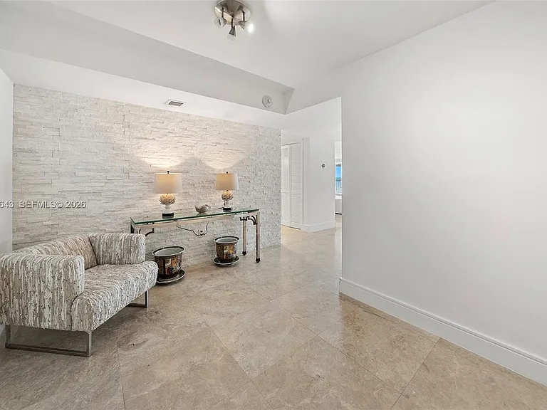 600 Grapetree Dr #3BS — Photo 53