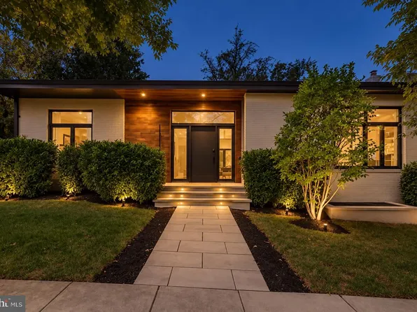 5148 Linnean Ave NW, Washington, DC 20008