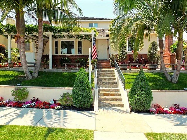 Beautiful curb appeal and landscaping