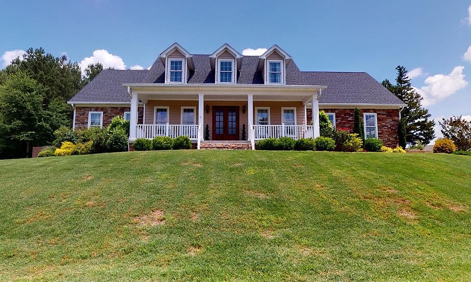 1st image of 2822 Mountain Pointe Dr NW