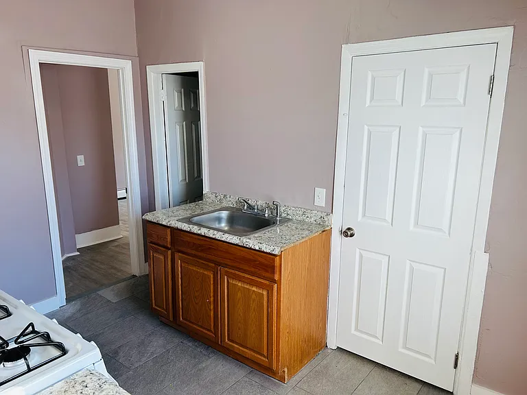 25 Fallon Ave #1 — Photo 3