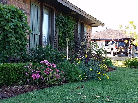 3rd image of 128 Fairway Dr