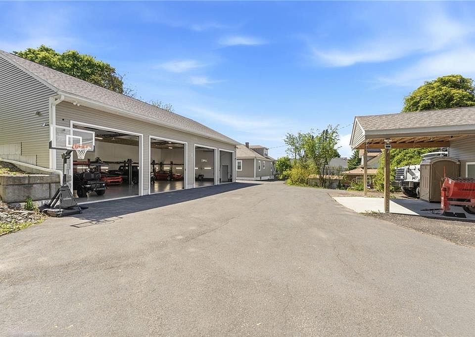 1st image of 19 Curry Rd