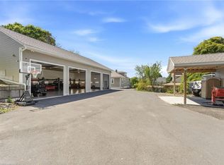 19 Curry Rd, Cranston, RI 02920