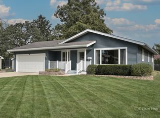 1273 Mitchell St, Woodstock, IL 60098