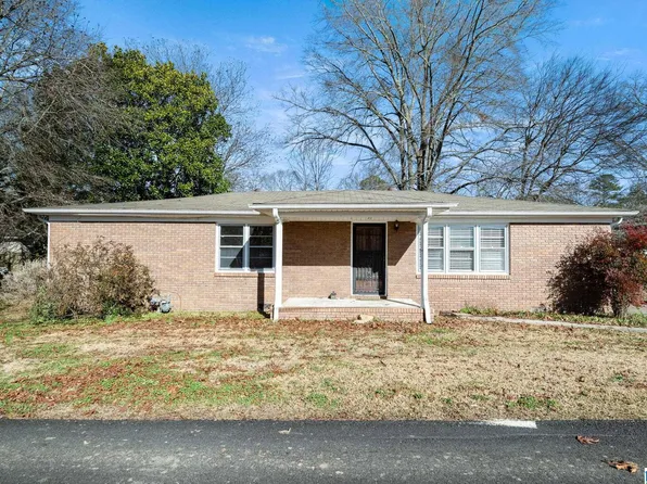 31 3rd Ave, Ashville, AL 35953